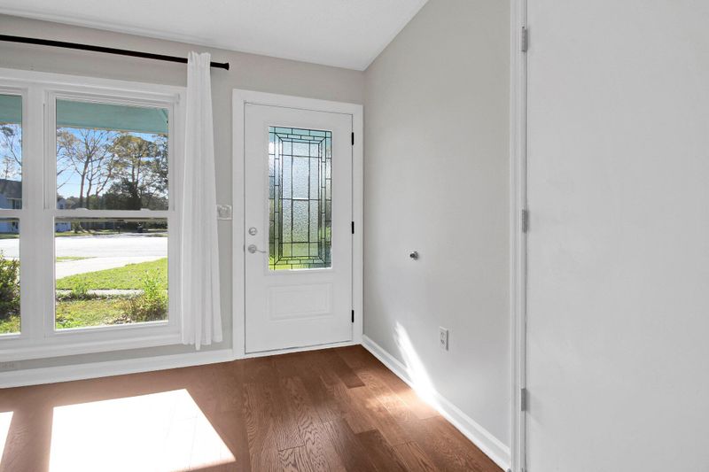 8349 Longridge Rd, North Charleston, SC 29418