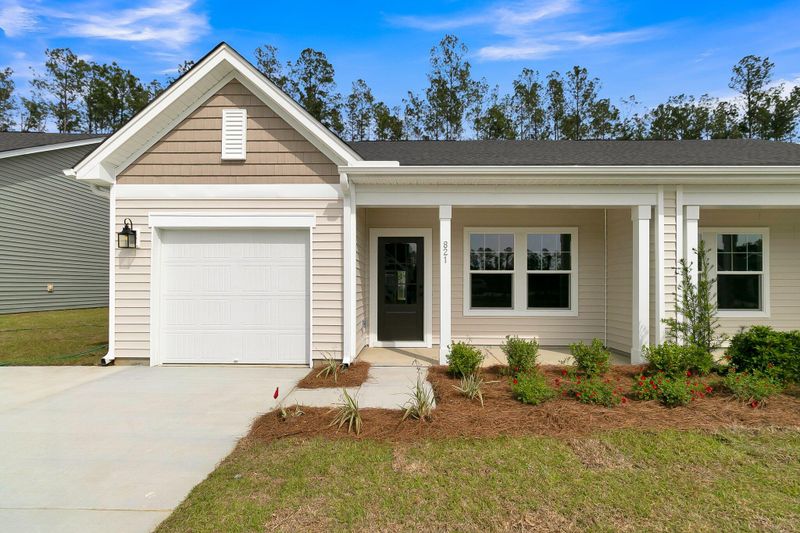 821 Descartes St, Summerville, SC 29486