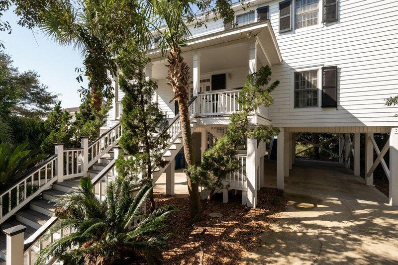 3310 Palmetto Blvd, Edisto Beach, SC 29438
