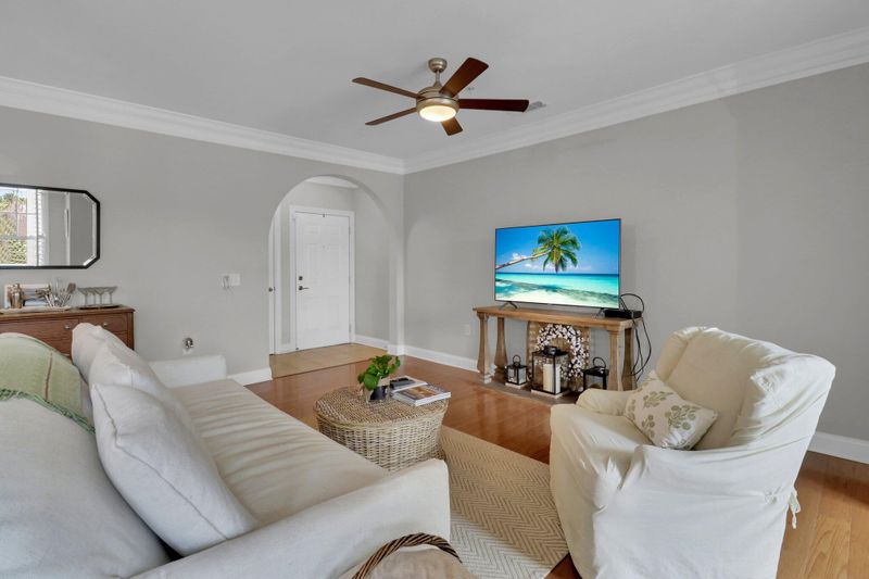 2100 Belle Isle Ave #204, Mount Pleasant, SC 29464