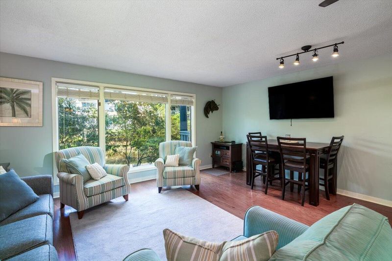 39 Lagoon Villas, Isle Of Palms, SC 29451