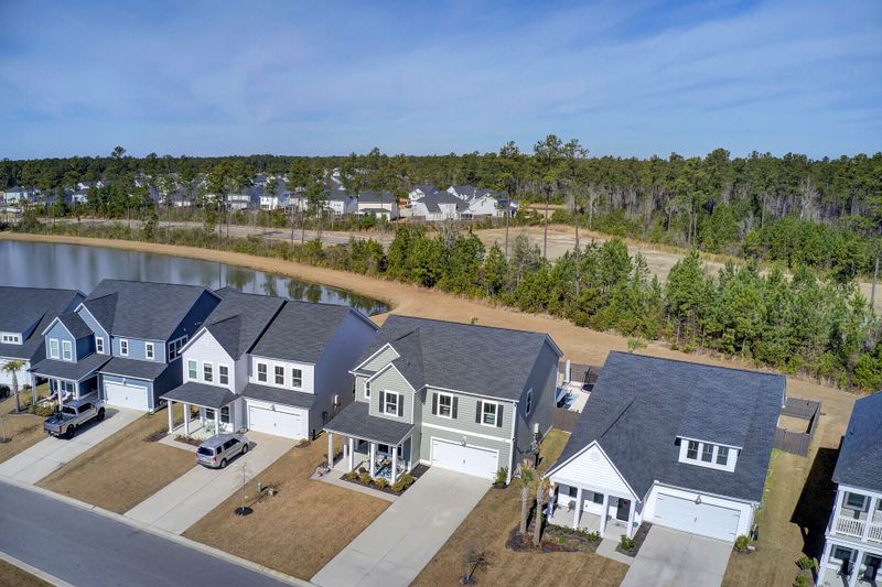124 Haverhill St, Summerville, SC 29486
