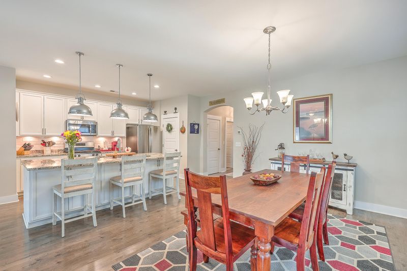251 Whirlaway Dr, Moncks Corner, SC 29461