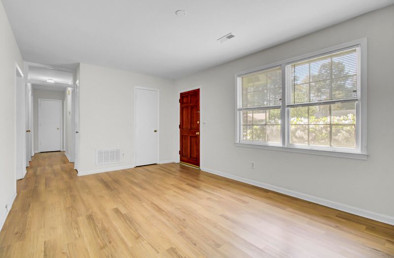 4456 Garwood Dr, Ladson, SC 29456
