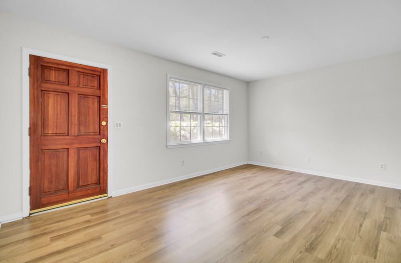 4456 Garwood Dr, Ladson, SC 29456