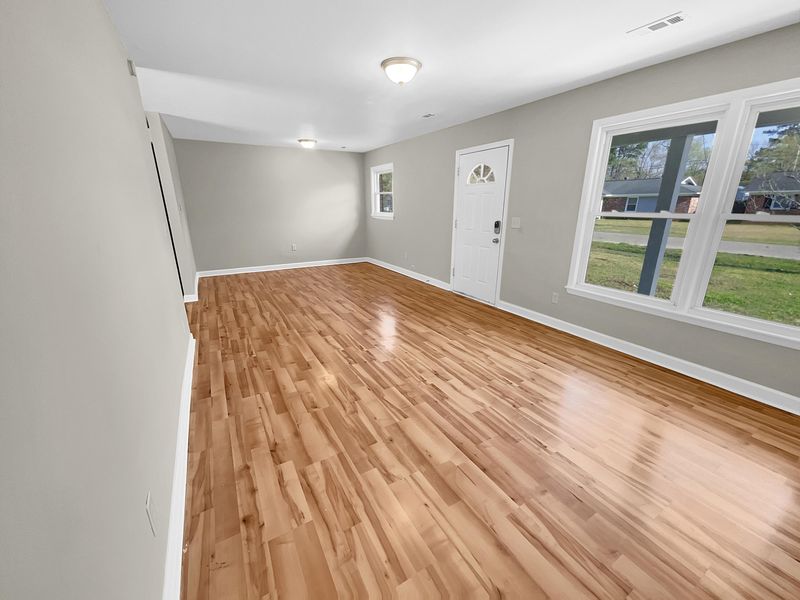 1028 Margaret Dr, Ladson, SC 29456