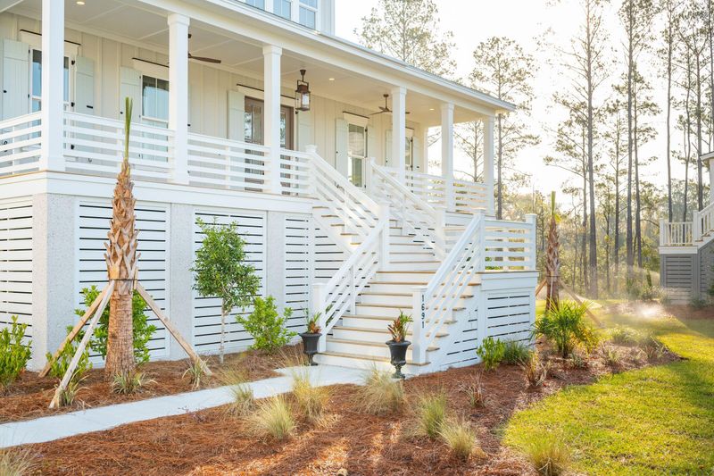 1691 Crab Bank Dr, Mount Pleasant, SC 29466