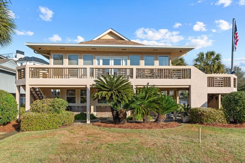 627 Ocean Blvd, Isle Of Palms, SC 29451