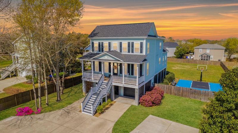 1614 Battery Island Dr, Charleston, SC 29412