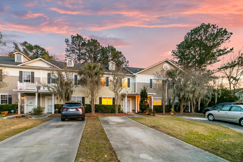 4534 Great Oak Dr, North Charleston, SC 29418