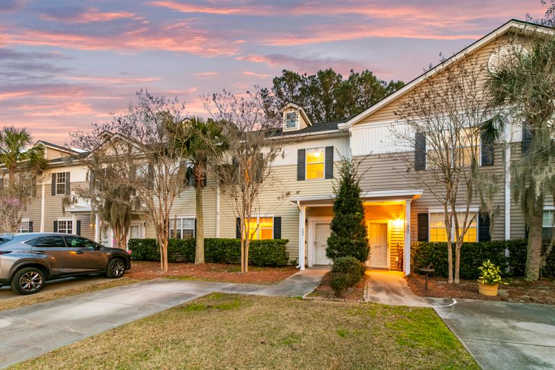 4534 Great Oak Dr, North Charleston, SC 29418