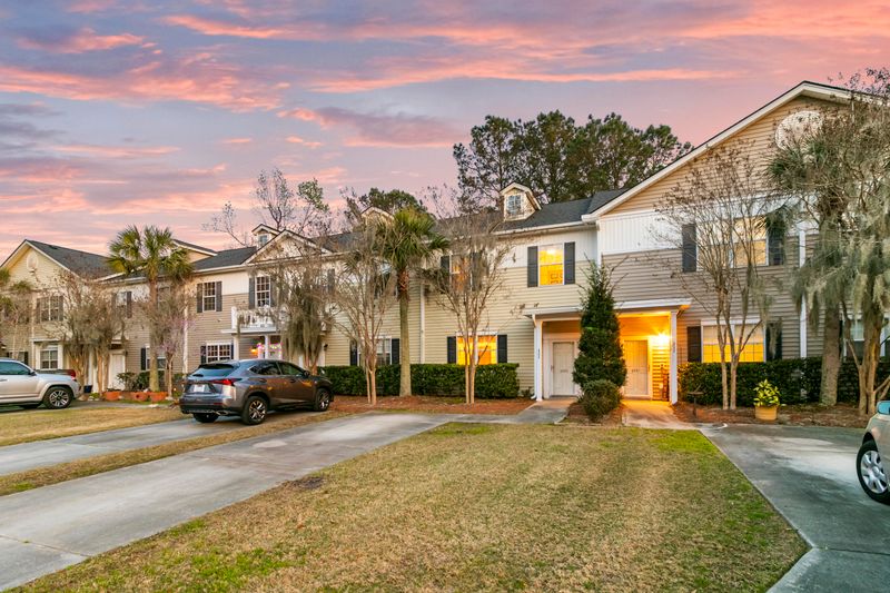 4534 Great Oak Dr, North Charleston, SC 29418