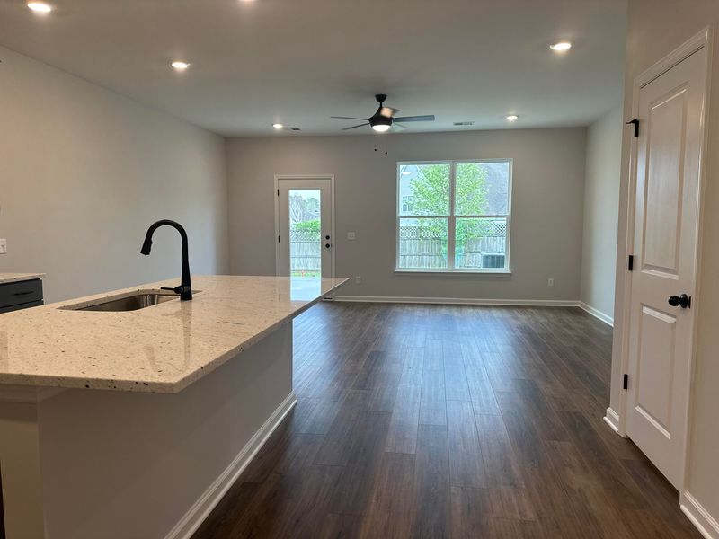 429 Duskywing Dr, Goose Creek, SC 29445