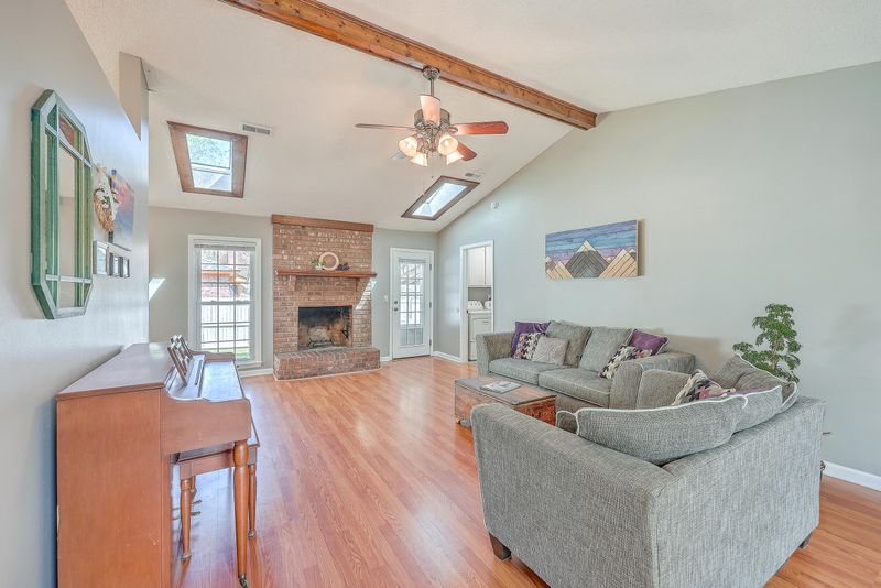 238 Houston Dr, Ladson, SC 29456