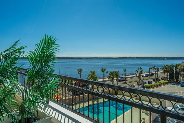 1 King St #301, Charleston, SC 29401