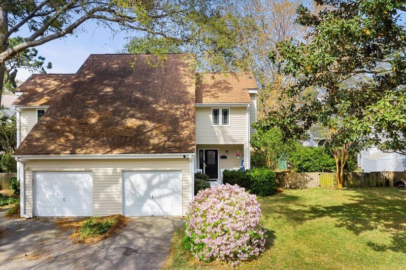 1278 Hampshire Rd, Charleston, SC 29412