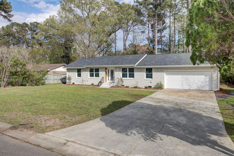 103 Three Wood Ln, Summerville, SC 29483