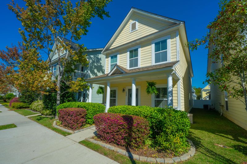 402 Verbena Ave, Summerville, SC 29483
