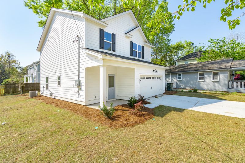 1121 Carnegie Ave, Charleston, SC 29407