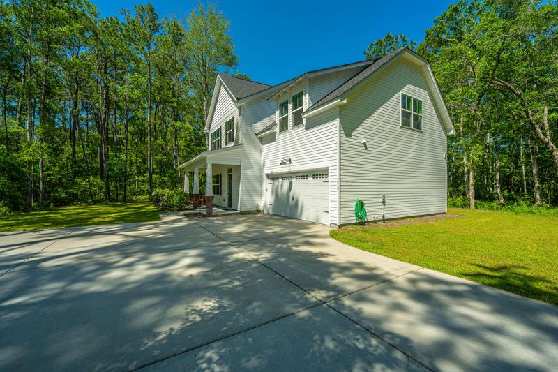 9969 Randall Rd, Mcclellanville, SC 29458