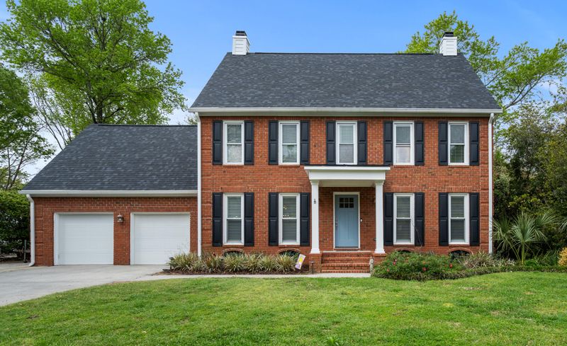 595 Palisades Dr, Mount Pleasant, SC 29464