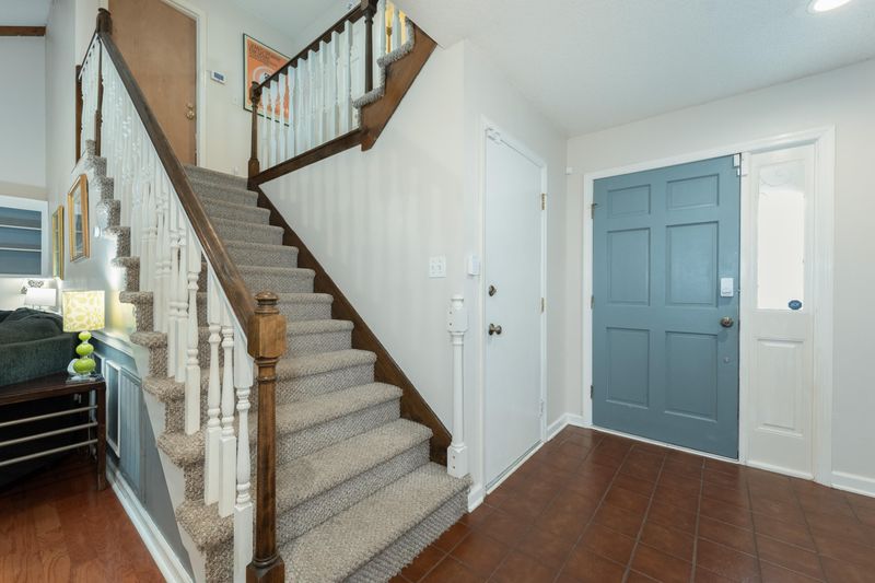 201 Kent Ct, Summerville, SC 29485