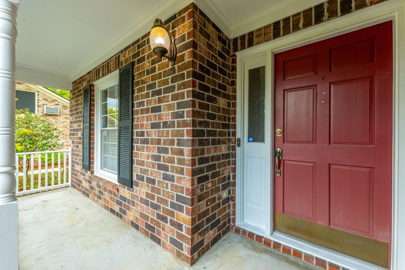 201 Kent Ct, Summerville, SC 29485