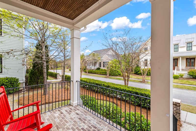 213 Amberjack Ln, Daniel Island, SC 29492