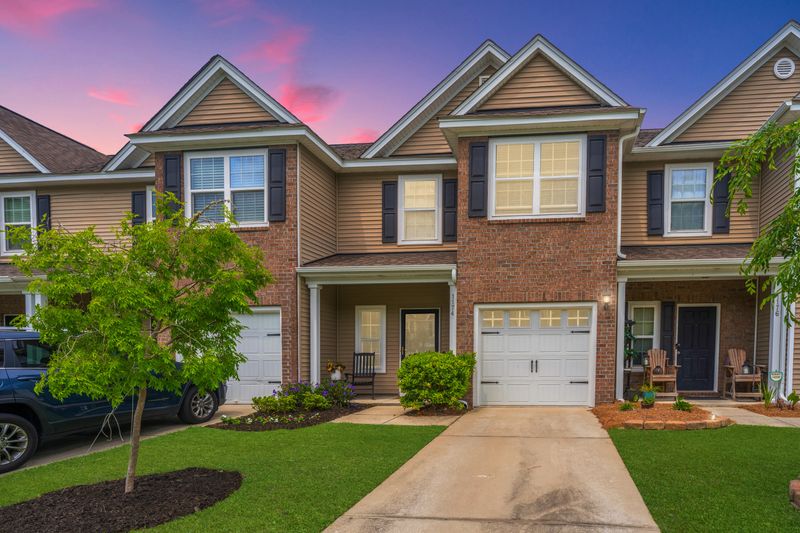 1174 Euclid Dr, Charleston, SC 29492