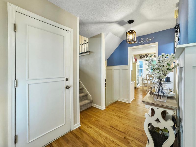 100 Velvet Ct, Goose Creek, SC 29445