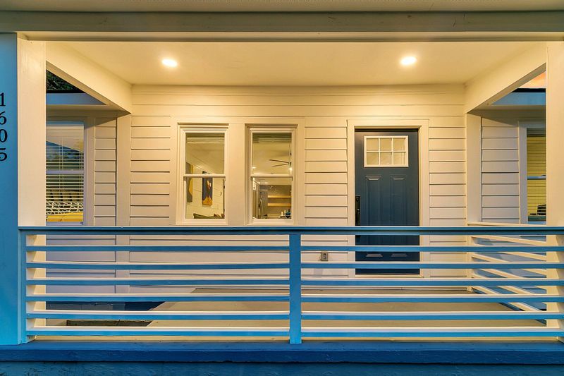 1605 Evergreen St, Charleston, SC 29407