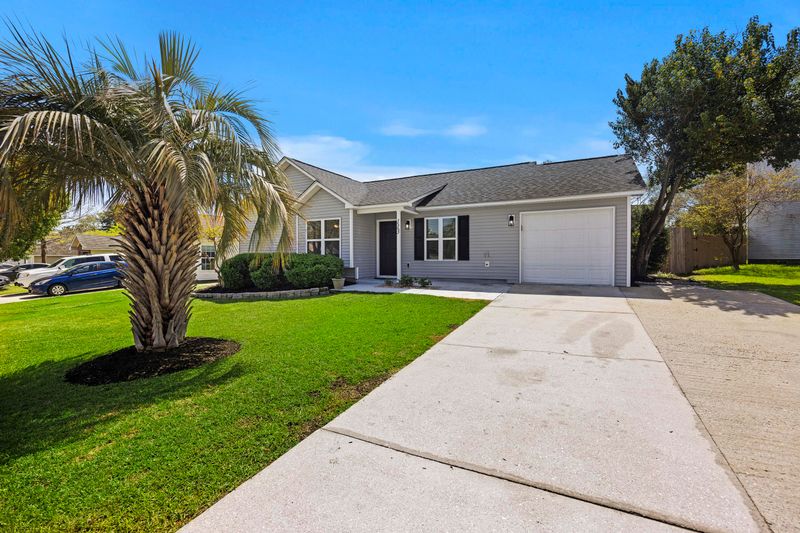 113 Two Hitch Rd, Goose Creek, SC 29445