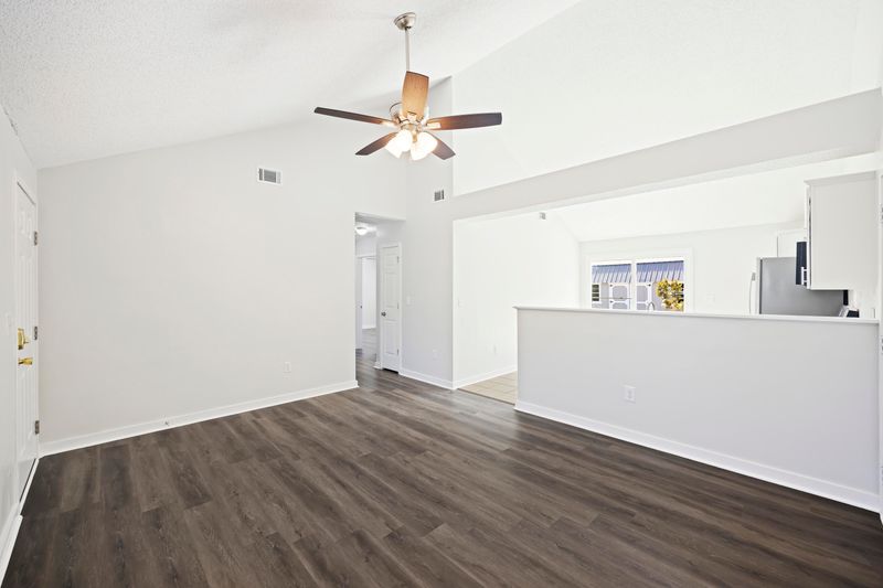 113 Two Hitch Rd, Goose Creek, SC 29445