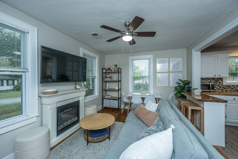 2722 Saratoga Rd, North Charleston, SC 29405