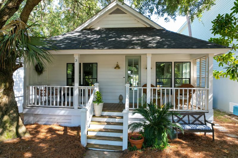 3 Morgans Cove Dr, Isle Of Palms, SC 29451