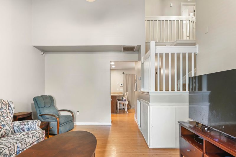 7942 Shadow Oak Dr, North Charleston, SC 29406