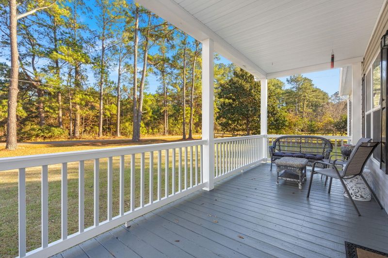 173 E Meadow Dr, Ridgeville, SC 29472