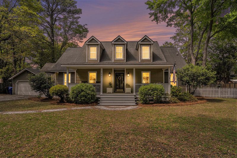 941 Pine Hollow Rd, Mount Pleasant, SC 29464