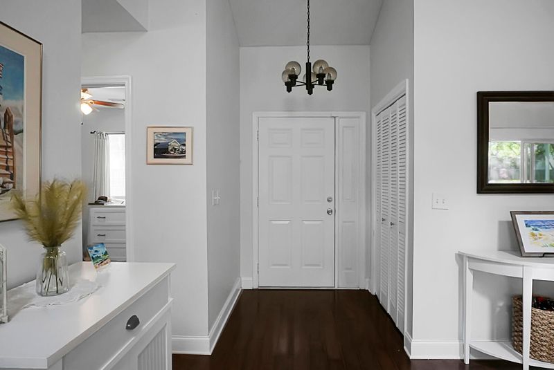 893 Corinth Ct, Mount Pleasant, SC 29464