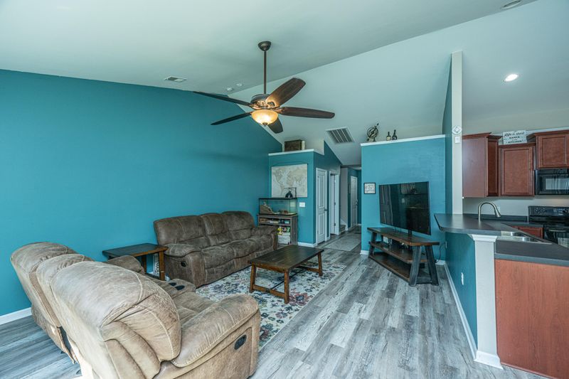 213 Alpine Rd, Summerville, SC 29485