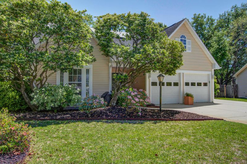 1376 Downsberry Dr, Mount Pleasant, SC 29466