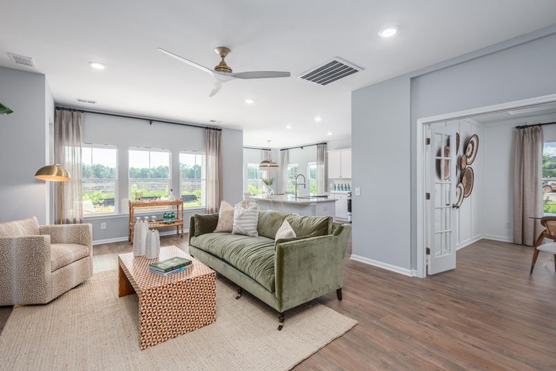 75 Red Bluff St, Summerville, SC 29483