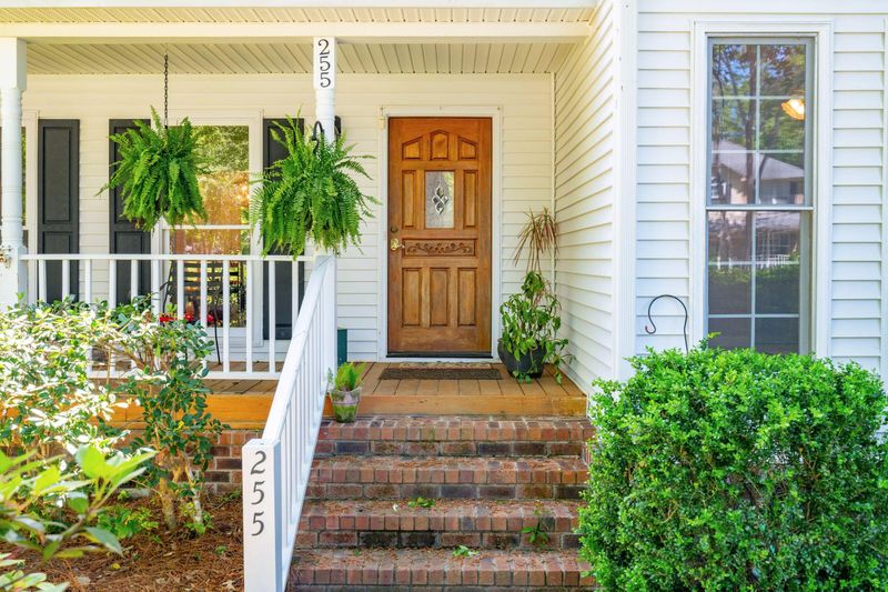 255 Brandywine Dr, Summerville, SC 29485