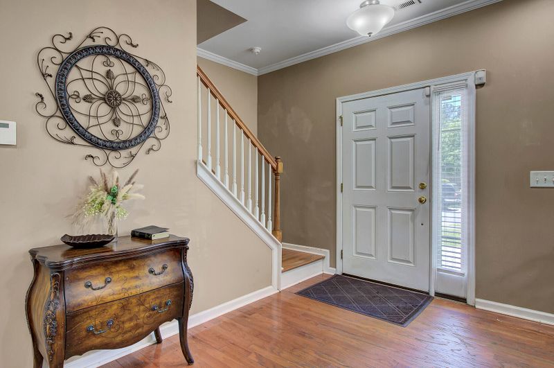 2826 Summertrees Blvd, Johns Island, SC 29455