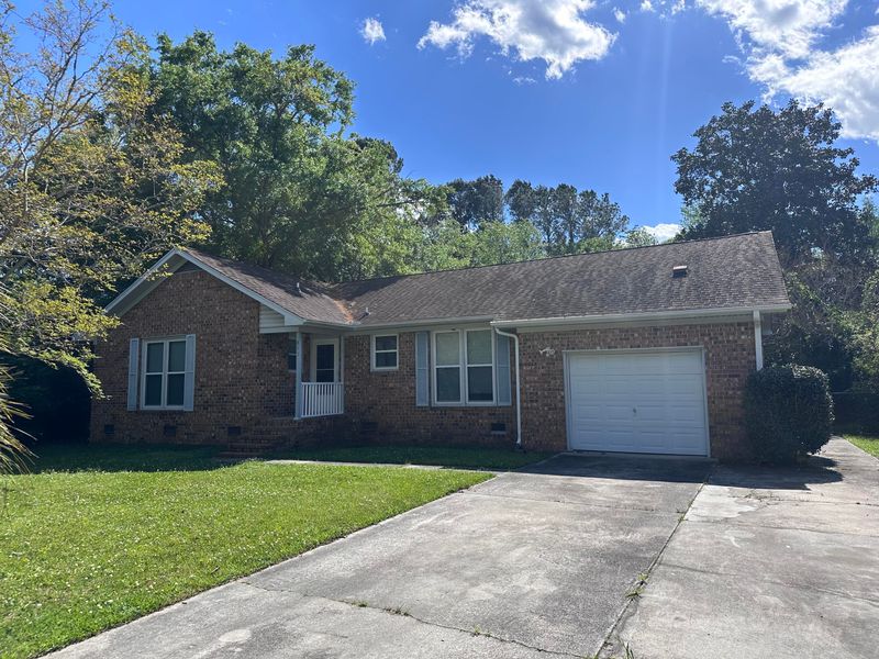 405 Kershaw Rd, Summerville, SC 29486