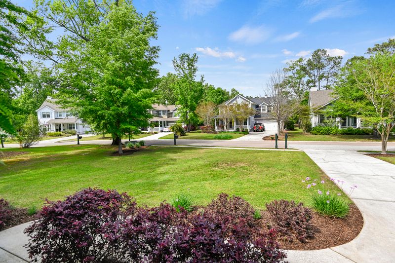 1911 Hall Point Rd, Mount Pleasant, SC 29466
