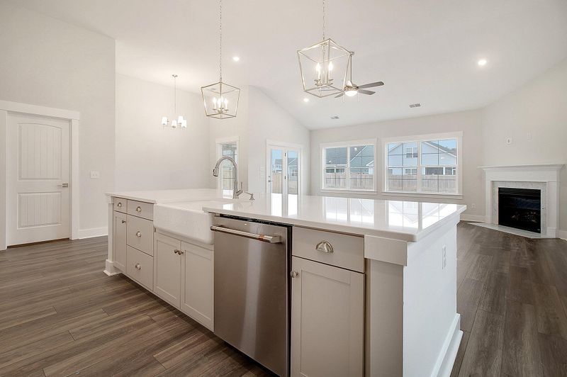 211 Grange Cir, Summerville, SC 29486
