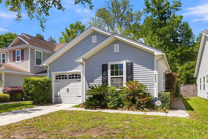 8894 Arbor Glen Dr, North Charleston, SC 29420