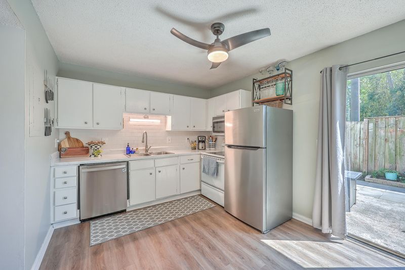 507 Stinson Dr #B2, Charleston, SC 29407