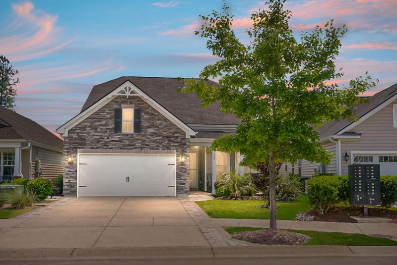 129 Harbor Trace Ln, Summerville, SC 29486